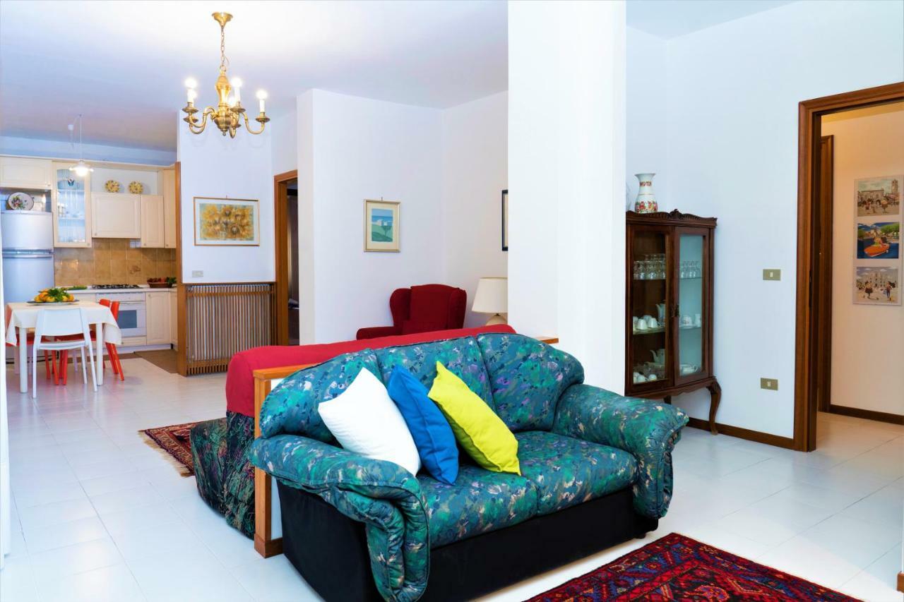 Casa Marida Sea View Apartment Вико Екуензе Екстериор снимка